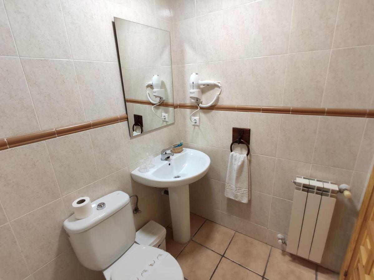 Royuela Hostal Εξωτερικό φωτογραφία